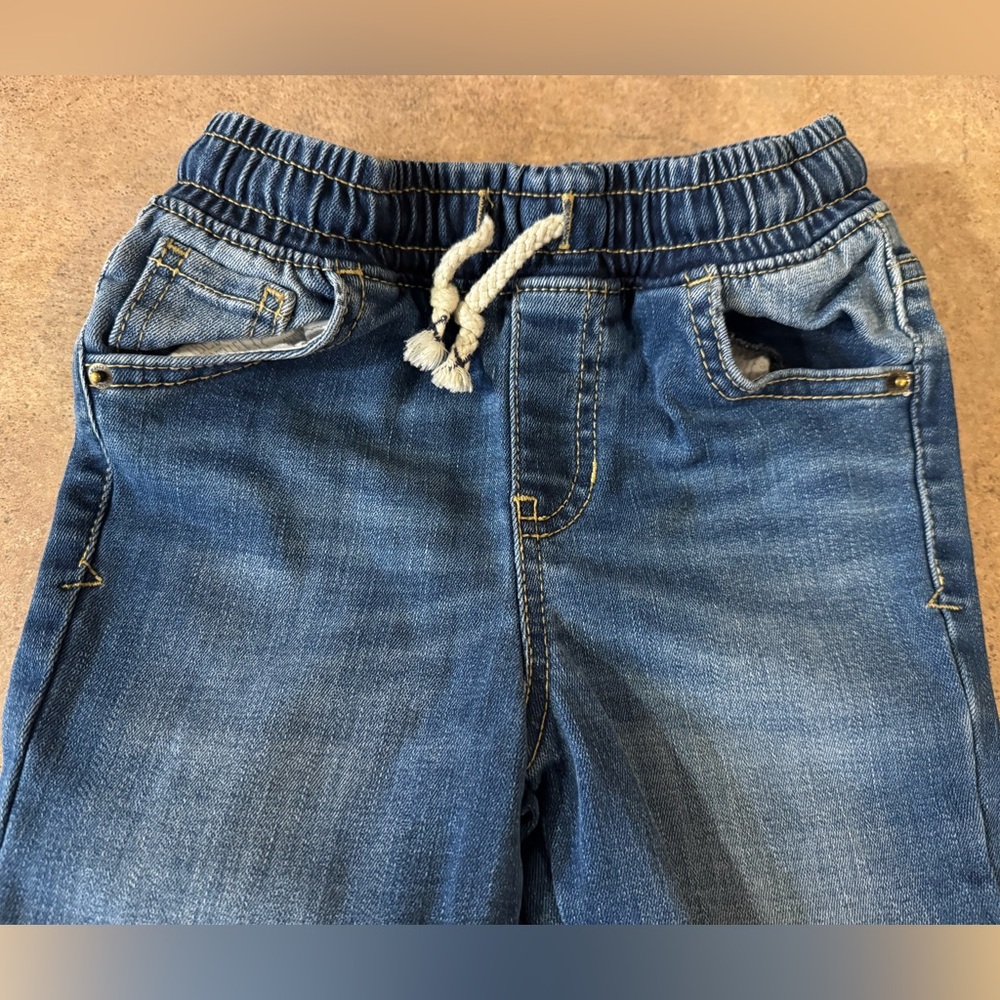 Cat & Jack - Straight Leg Toddler Blue Jeans, Size 3T - Picture 4 of 6